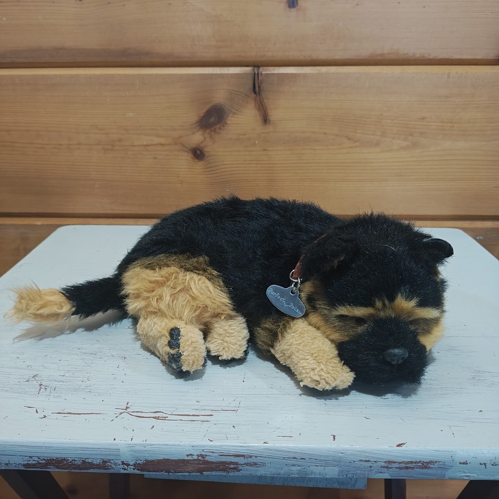 Perfect Petzzz German Shephard Breathing Puppy Dog Lifelike Tested Working E51